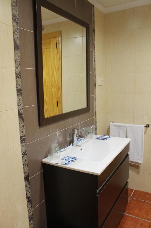 Hotel Valle Del Jerte Los Arenales Номер фото